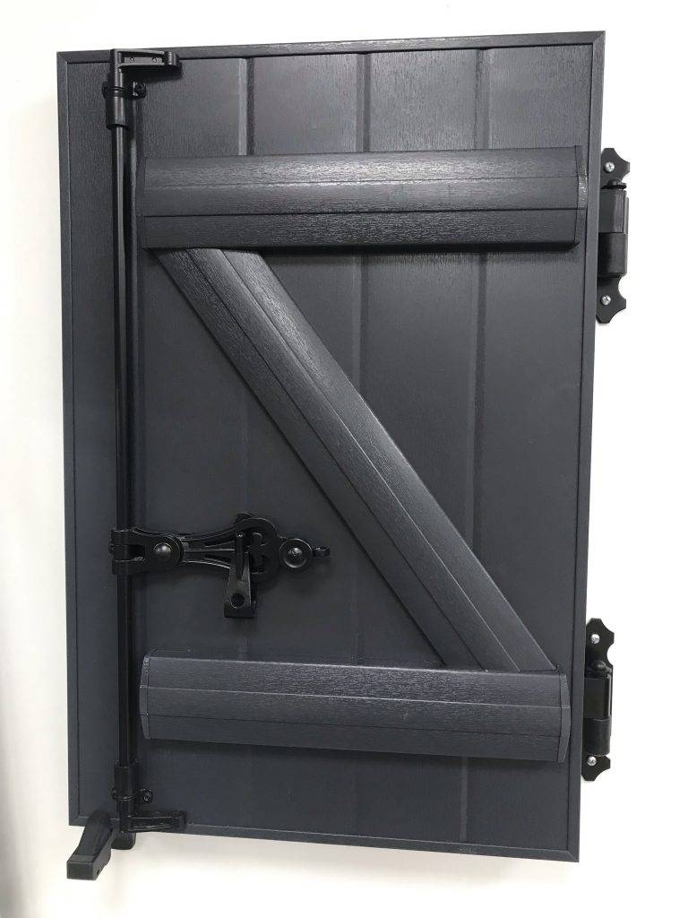Volet battant en Aluminium isolé plaxé en gris anthracite